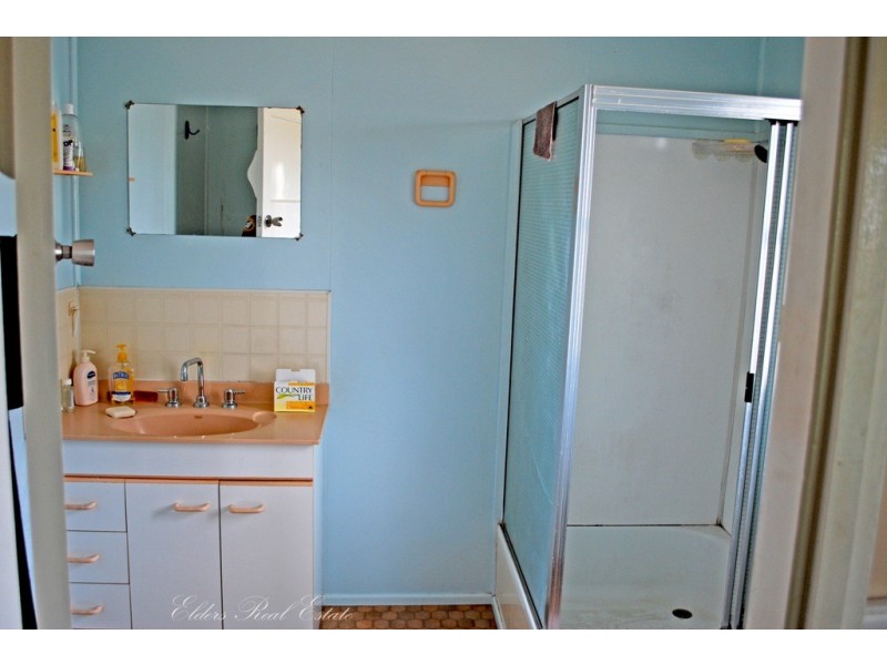 53 High St, Walkervale QLD 4670