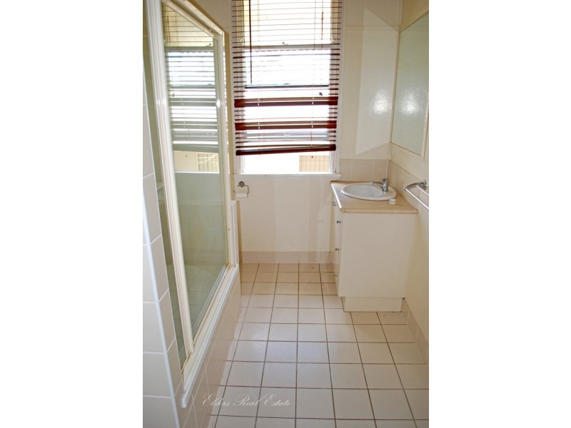 2 Bell St, Bundaberg South QLD 4670