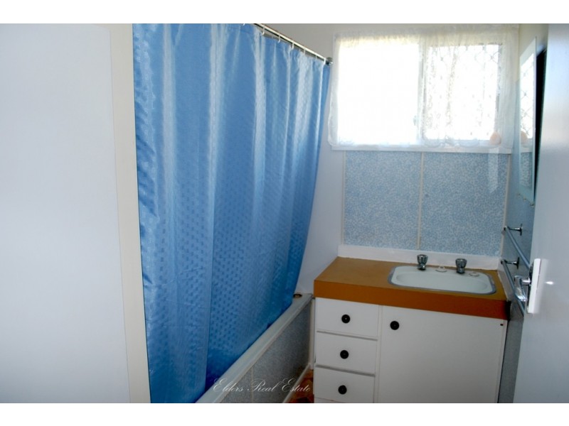 198 Targo St, Walkervale QLD 4670