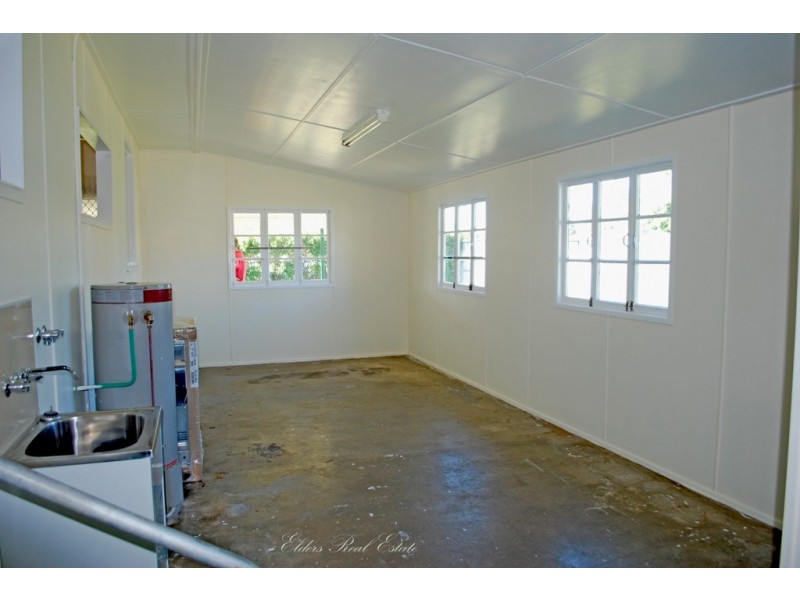 198 Targo St, Walkervale QLD 4670