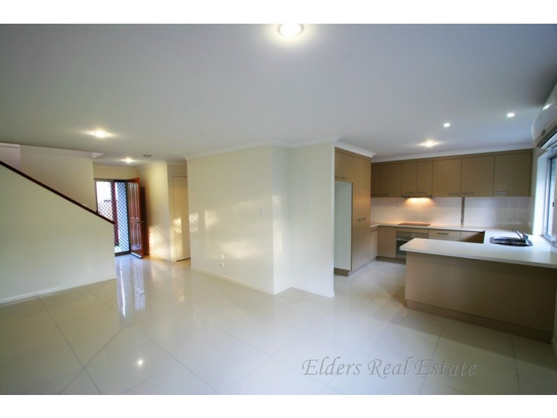 Unit 4 99 Woondooma St, Bundaberg West QLD 4670