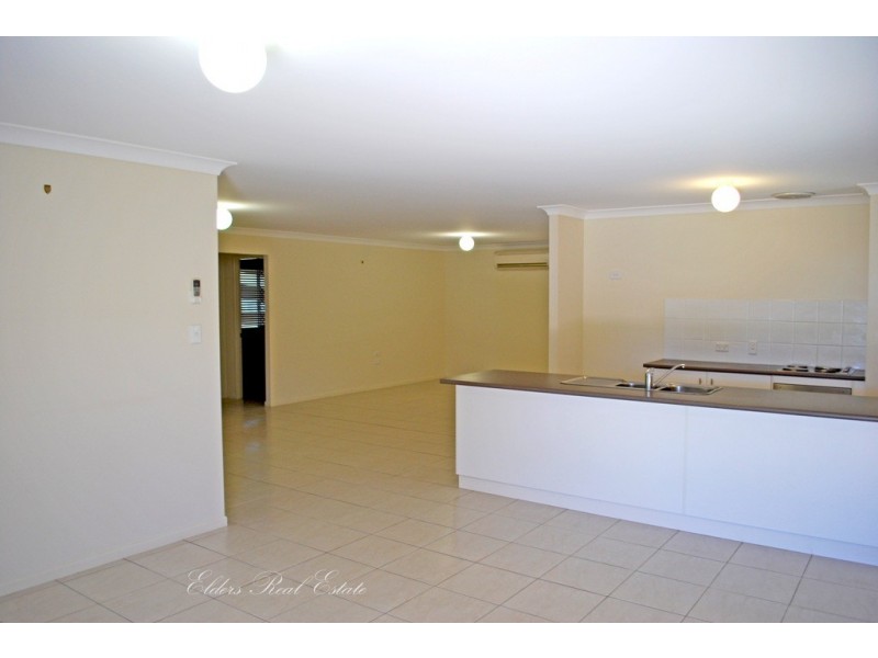 1/8 Wyllie St, Thabeban QLD 4670