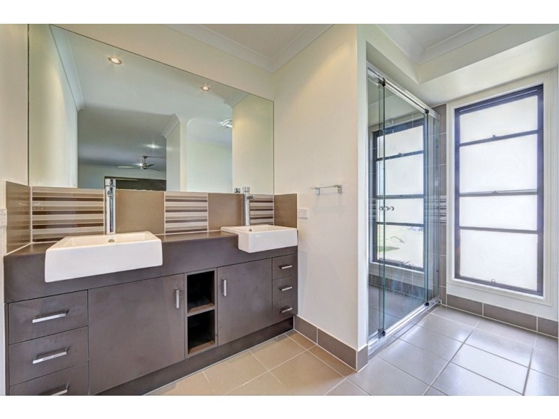 12 Bendidee Crt, Branyan QLD 4670