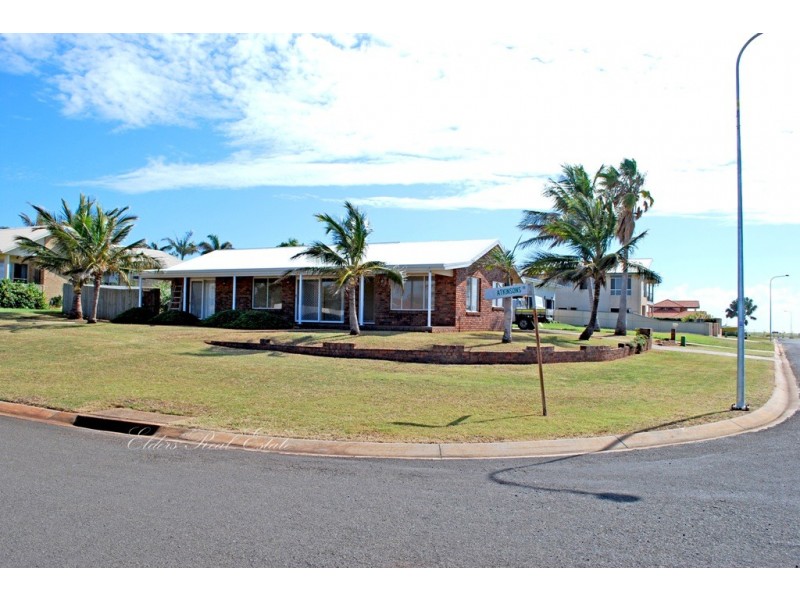1 Sea Esplanade, Elliott Heads QLD 4670