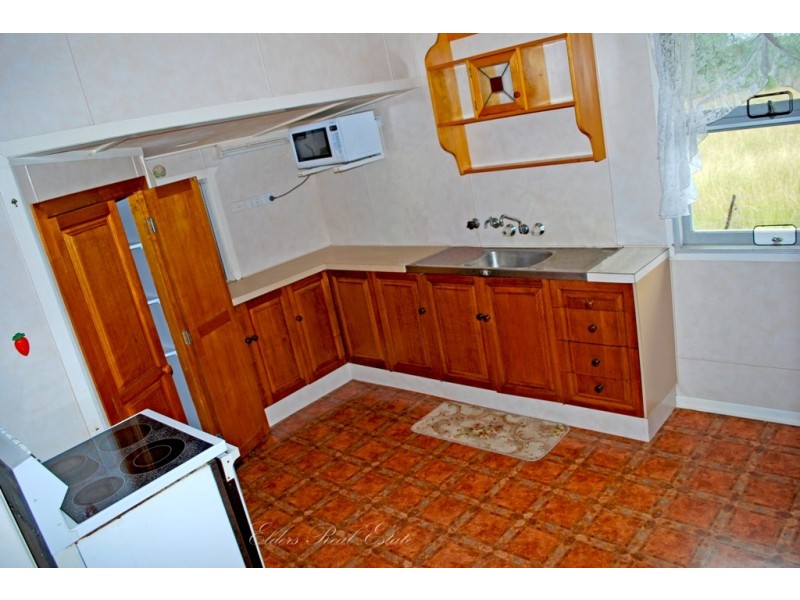 61 Back Windermere Rd, Innes Park QLD 4670