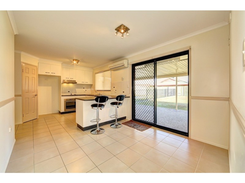 42 Mott St, Avoca QLD 4670