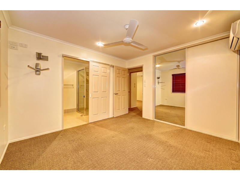 42 Mott St, Avoca QLD 4670