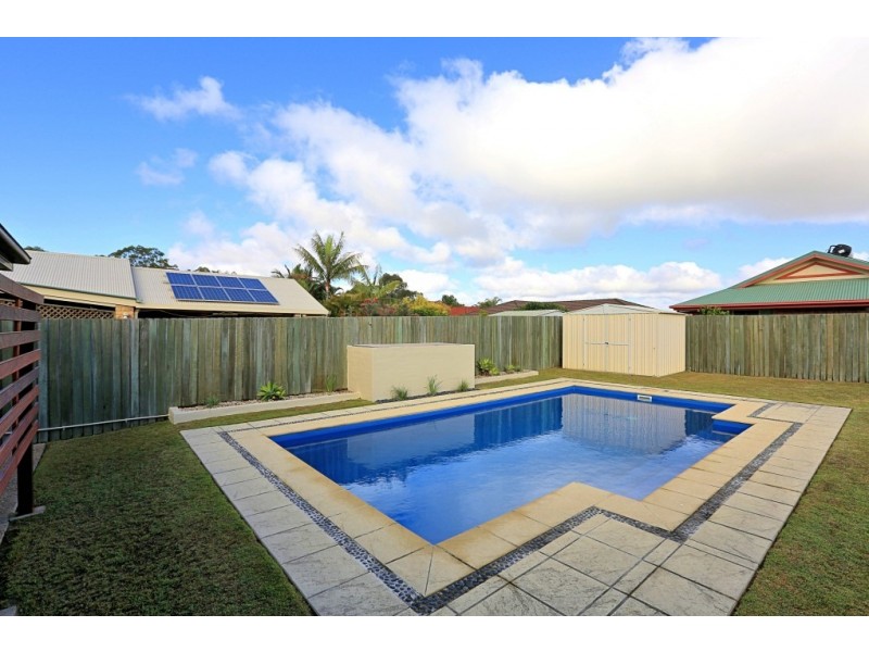 42 Mott St, Avoca QLD 4670