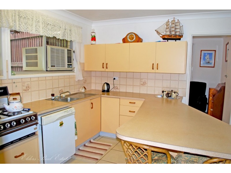 8 Rosedale Rd, Oakwood QLD 4670