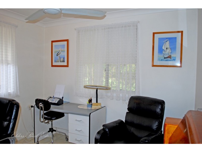 8 Rosedale Rd, Oakwood QLD 4670