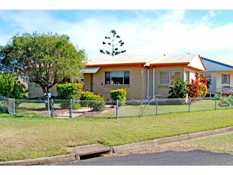 37 Tarakan St, Svensson Heights QLD 4670
