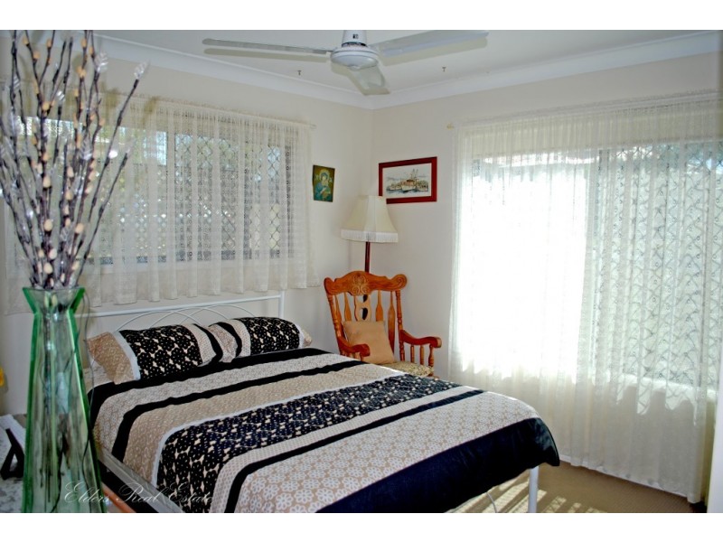 14 Green Av, Branyan QLD 4670