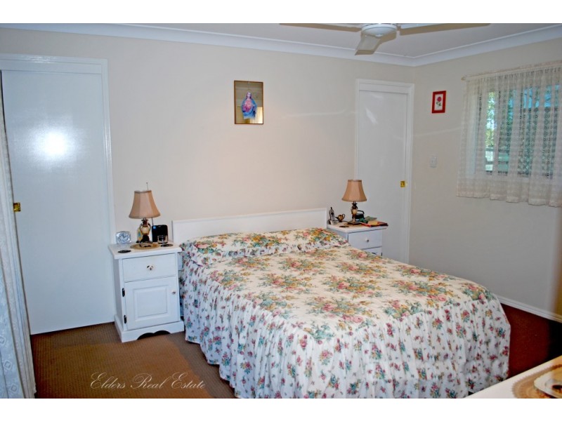 14 Green Av, Branyan QLD 4670