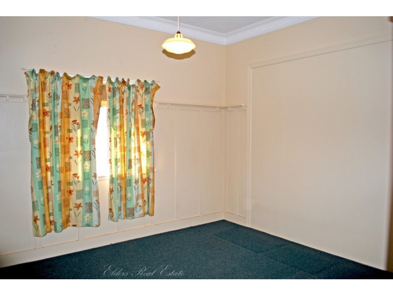 53 High St, Walkervale QLD 4670