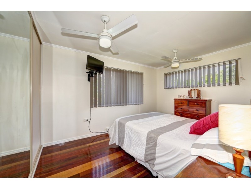 12 Maynard St, Avenell Heights QLD 4670