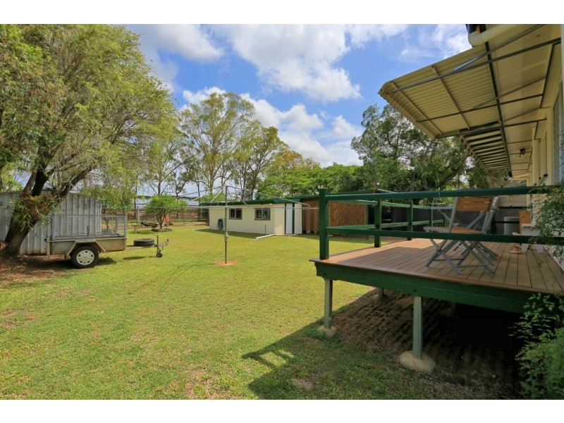 12 Maynard St, Avenell Heights QLD 4670