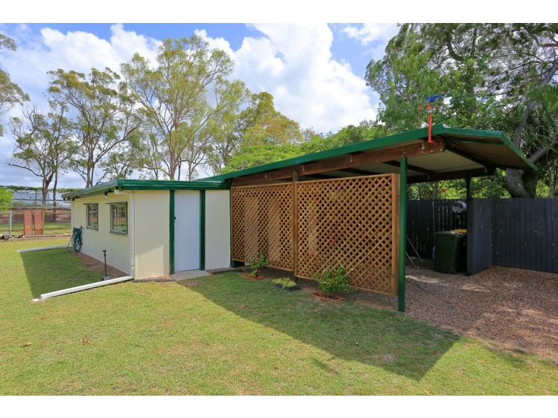 12 Maynard St, Avenell Heights QLD 4670