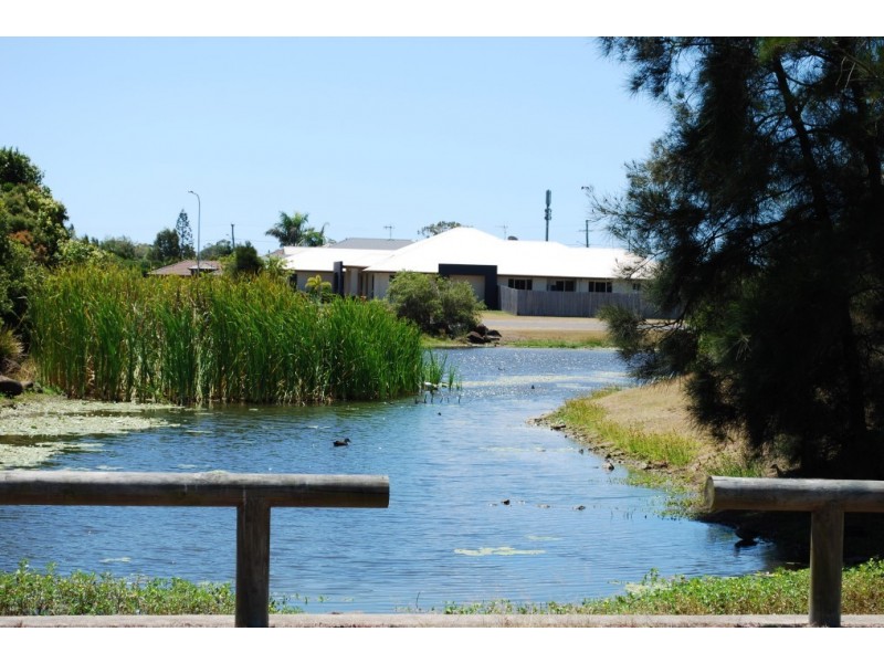 32 Masthead St, Bargara QLD 4670