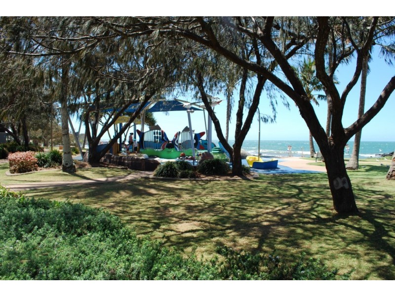 32 Masthead St, Bargara QLD 4670