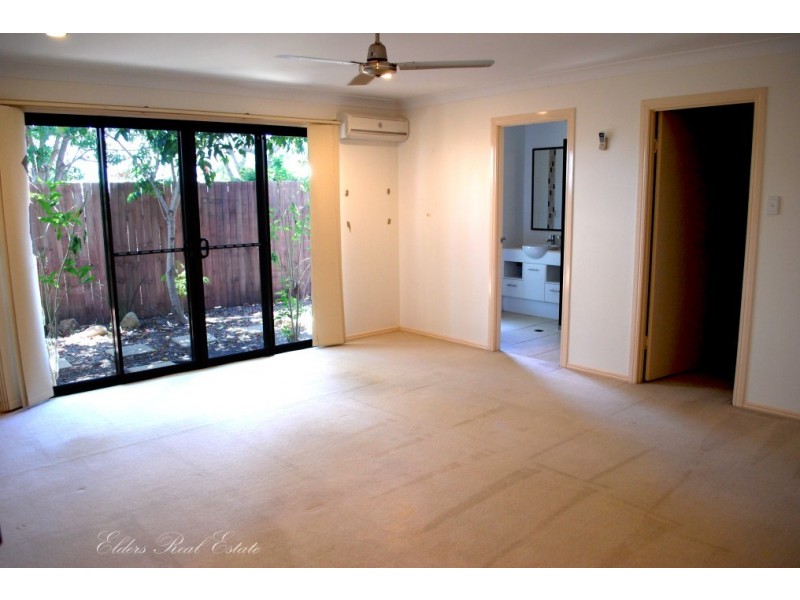 Unit 2/ 6 Moran St, Svensson Heights QLD 4670