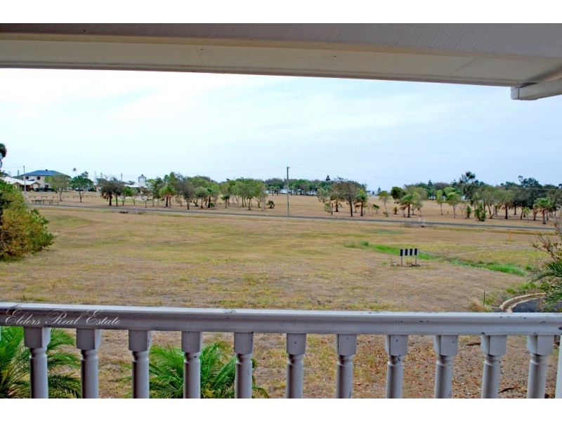 3 Byron St, Burnett Heads QLD 4670