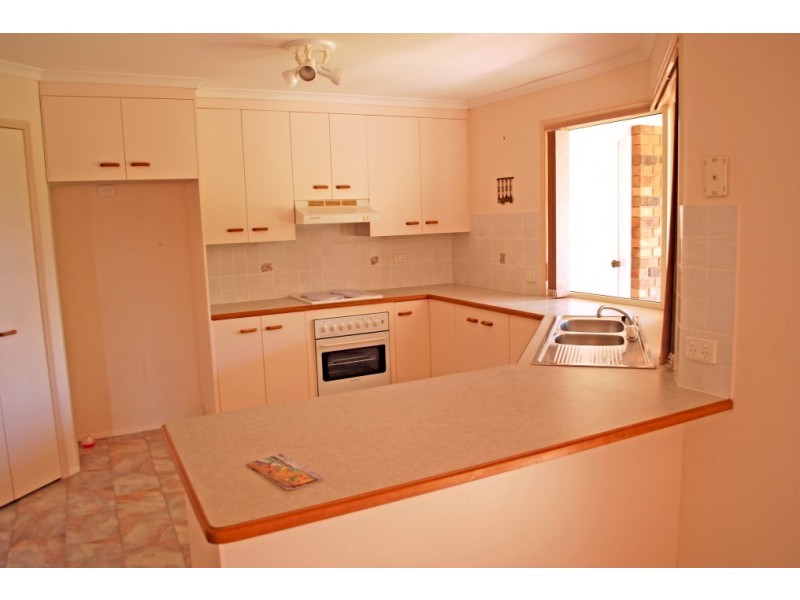 3 McRobbie Crt, Kalkie QLD 4670