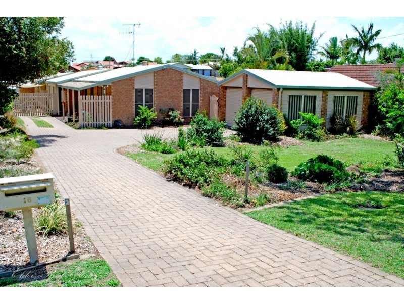 16 The Boulevarde, Avoca QLD 4670