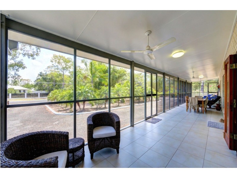 17 Plum Tree Cr, Moore Park Beach QLD 4670