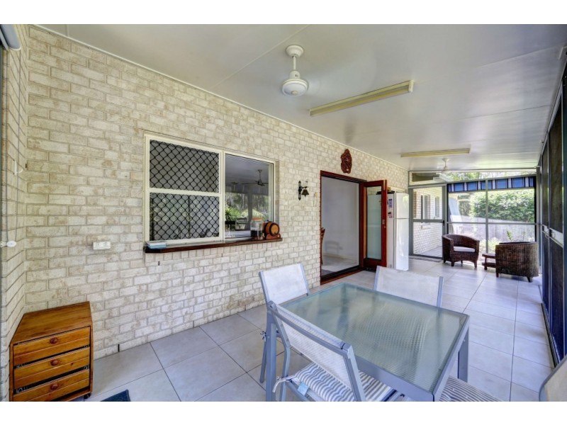 17 Plum Tree Cr, Moore Park Beach QLD 4670