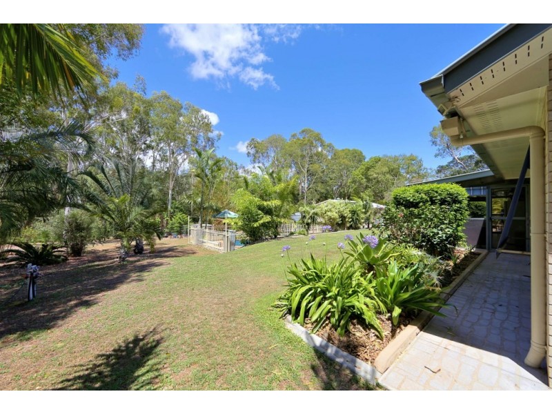 17 Plum Tree Cr, Moore Park Beach QLD 4670