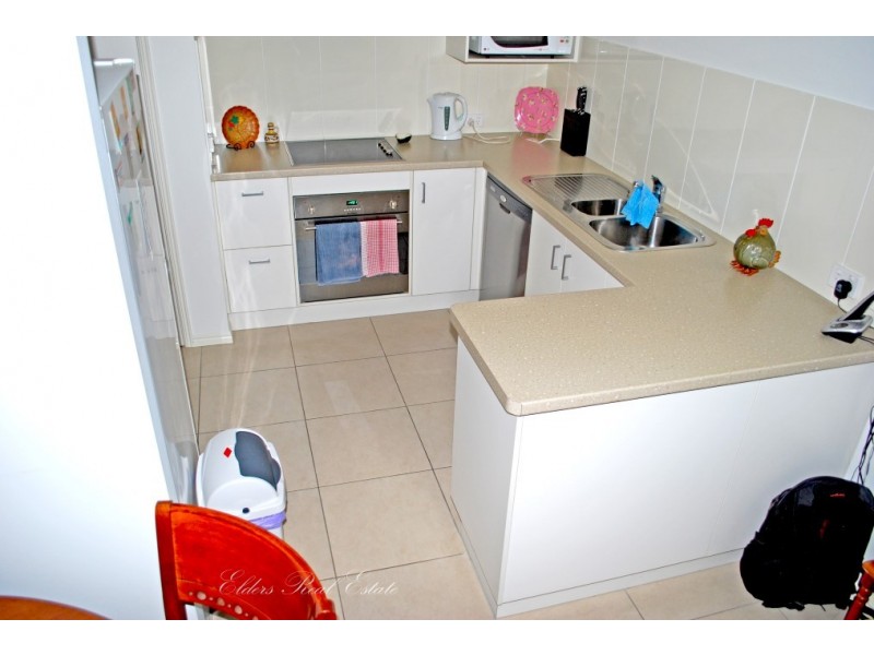 4/110 Woondooma St, Bundaberg West QLD 4670