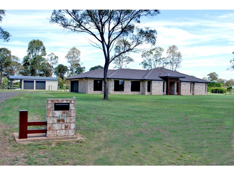 12 Sharondale Dr, Sharon QLD 4670