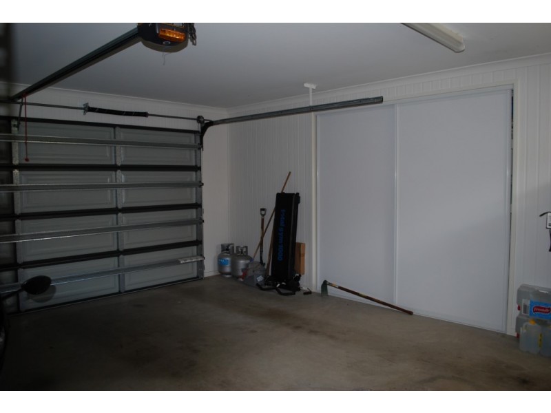 12 Sharondale Dr, Sharon QLD 4670