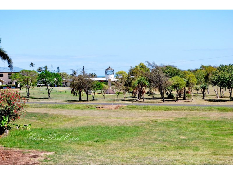 3 Byron St, Burnett Heads QLD 4670