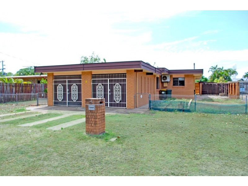 5 Faircloth Cres, Kensington QLD 4670