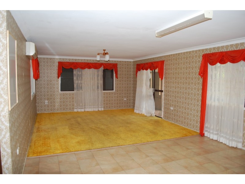 5 Faircloth Cres, Kensington QLD 4670