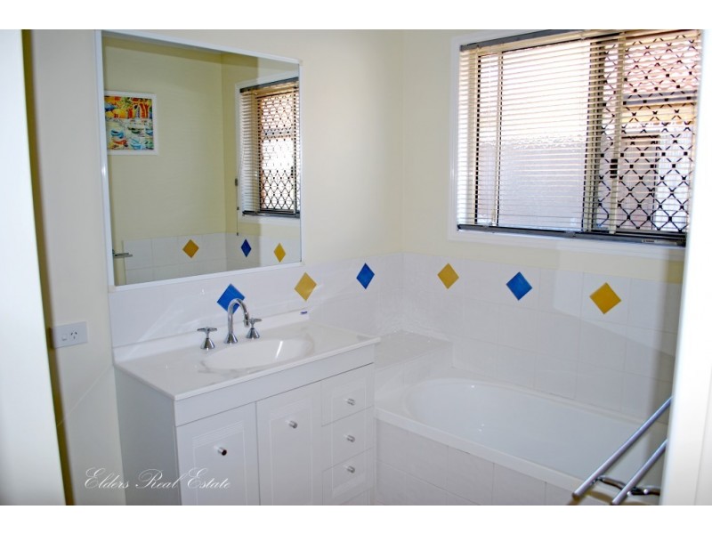 48 Tropicana Dr, Avoca QLD 4670