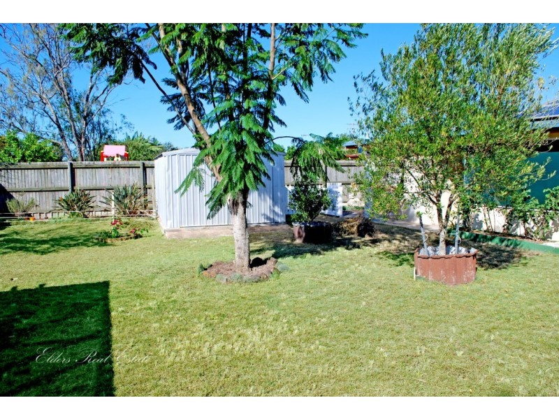 3 Robertson St, Kepnock QLD 4670
