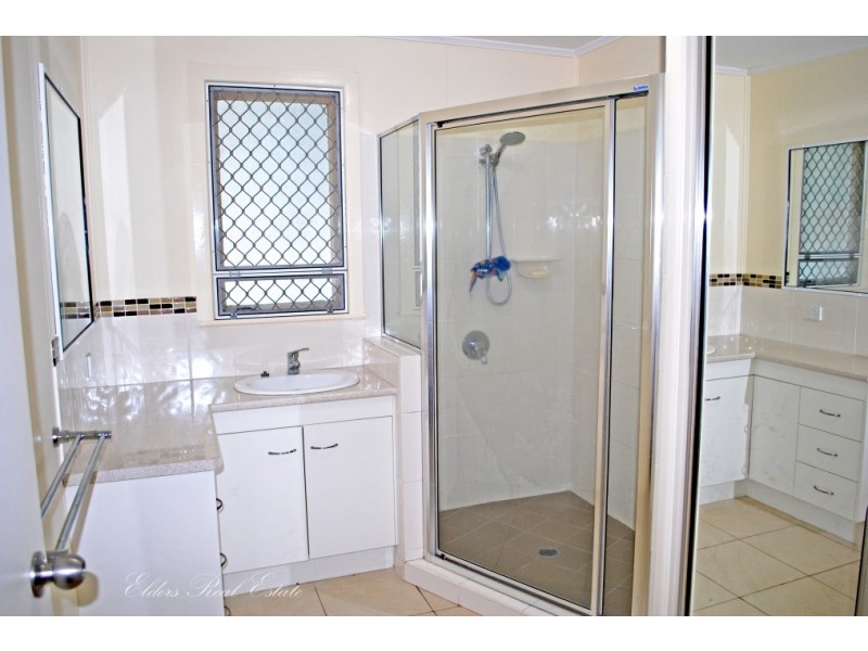 4 Lovejoy St, Avenell Heights QLD 4670