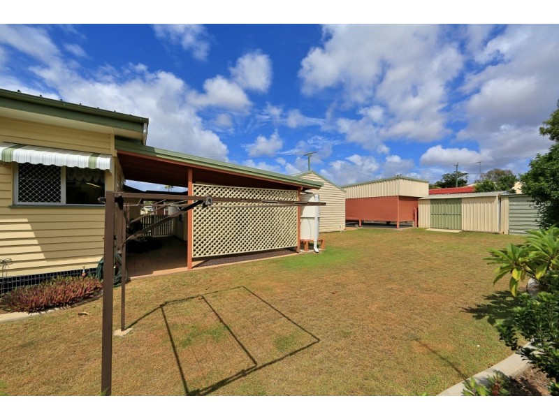 9 Victory St, Svensson Heights QLD 4670