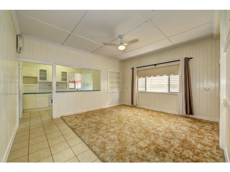 9 Victory St, Svensson Heights QLD 4670