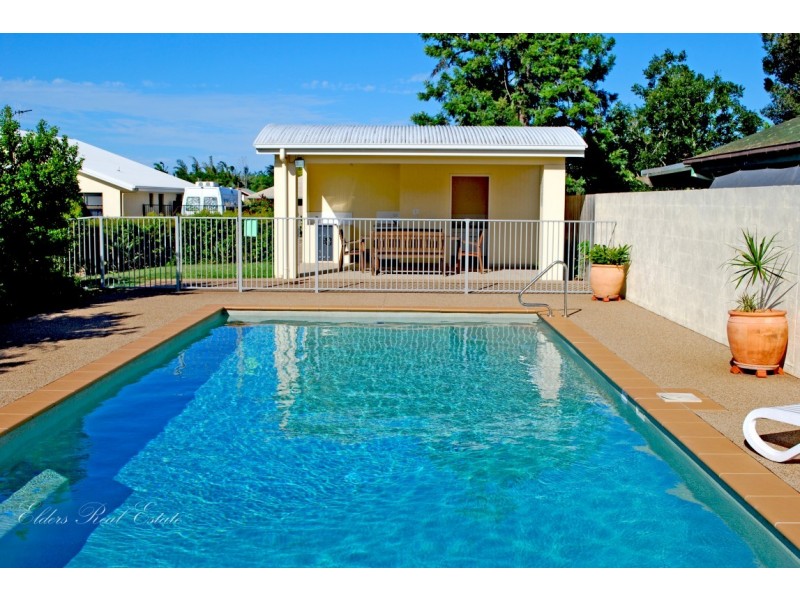 Unit 2, 179A Bargara Rd, Kalkie QLD 4670