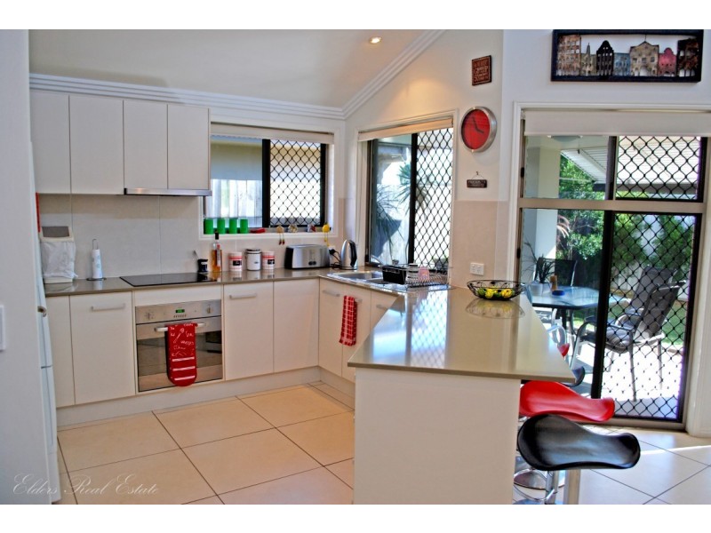 Unit 2, 179A Bargara Rd, Kalkie QLD 4670