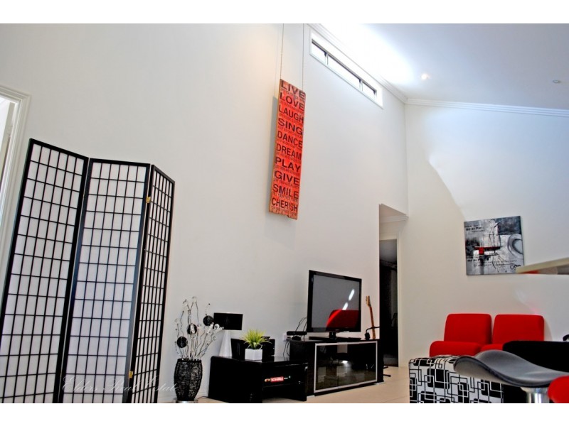 Unit 2, 179A Bargara Rd, Kalkie QLD 4670