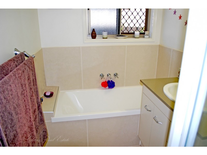 Unit 2, 179A Bargara Rd, Kalkie QLD 4670