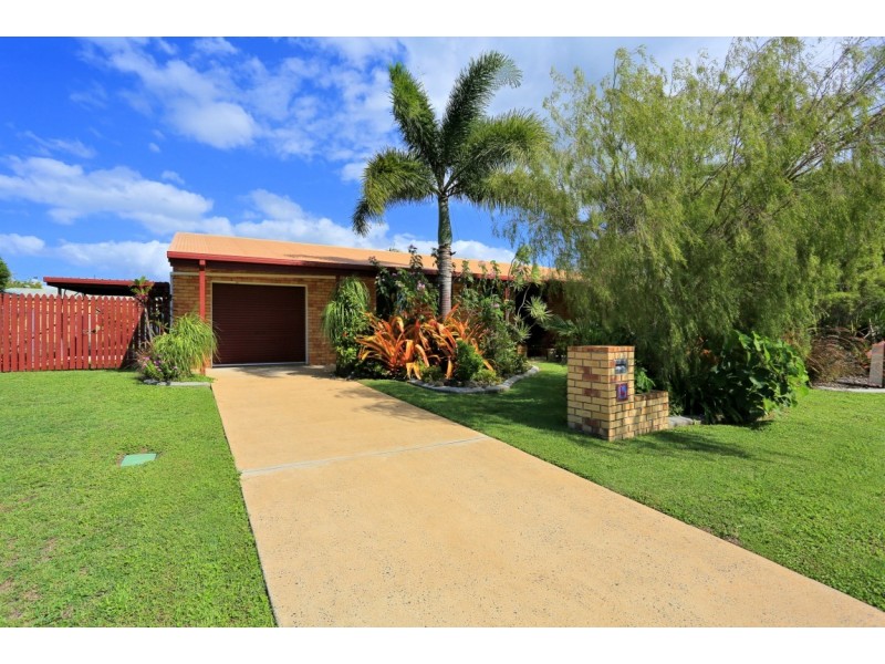 4 Sapphire, Millbank QLD 4670