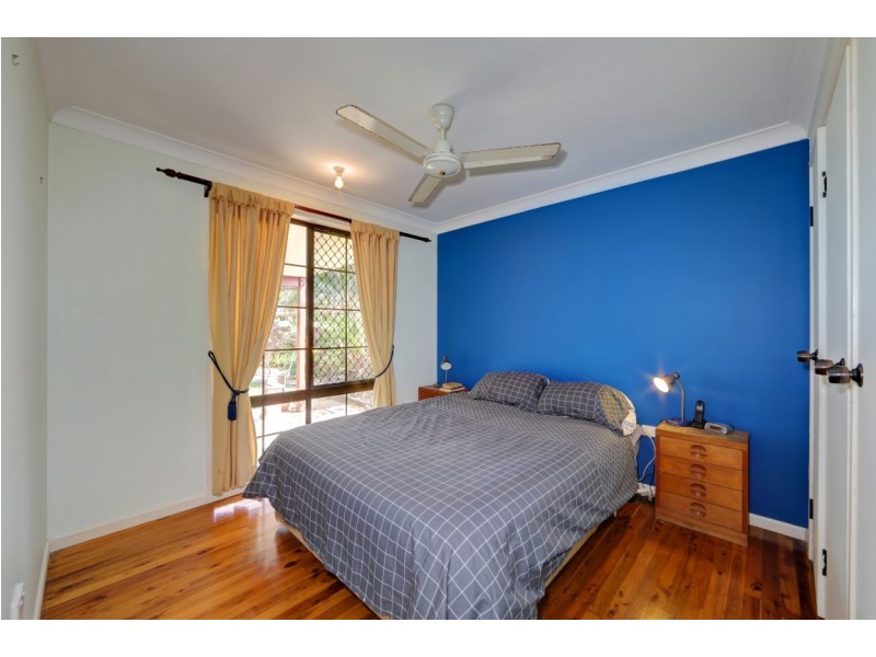 4 Sapphire, Millbank QLD 4670