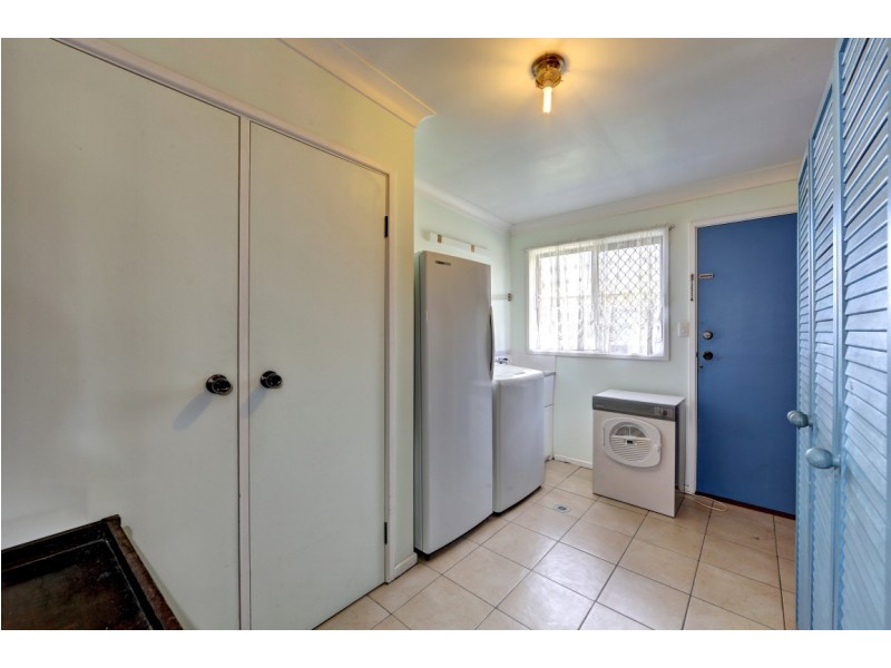 4 Sapphire, Millbank QLD 4670