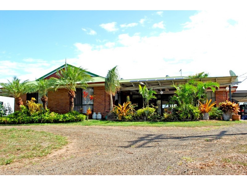 437 Gooburrum Rd, Welcome Creek QLD 4670