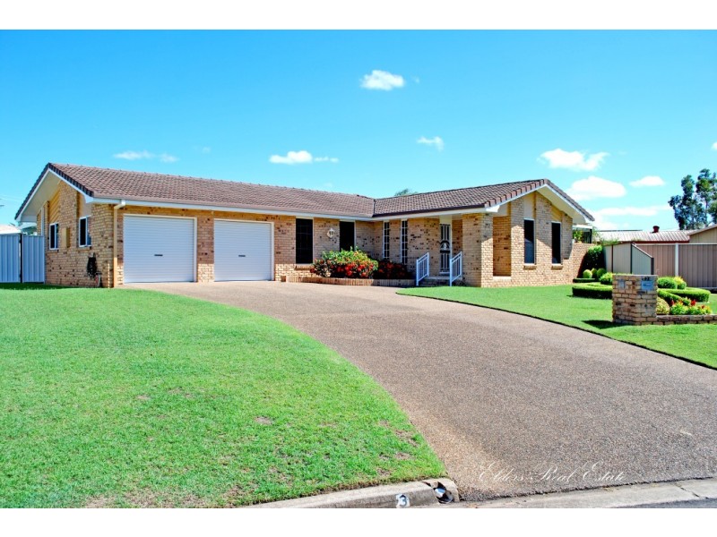 3 St Lucia Cr, Avoca QLD 4670